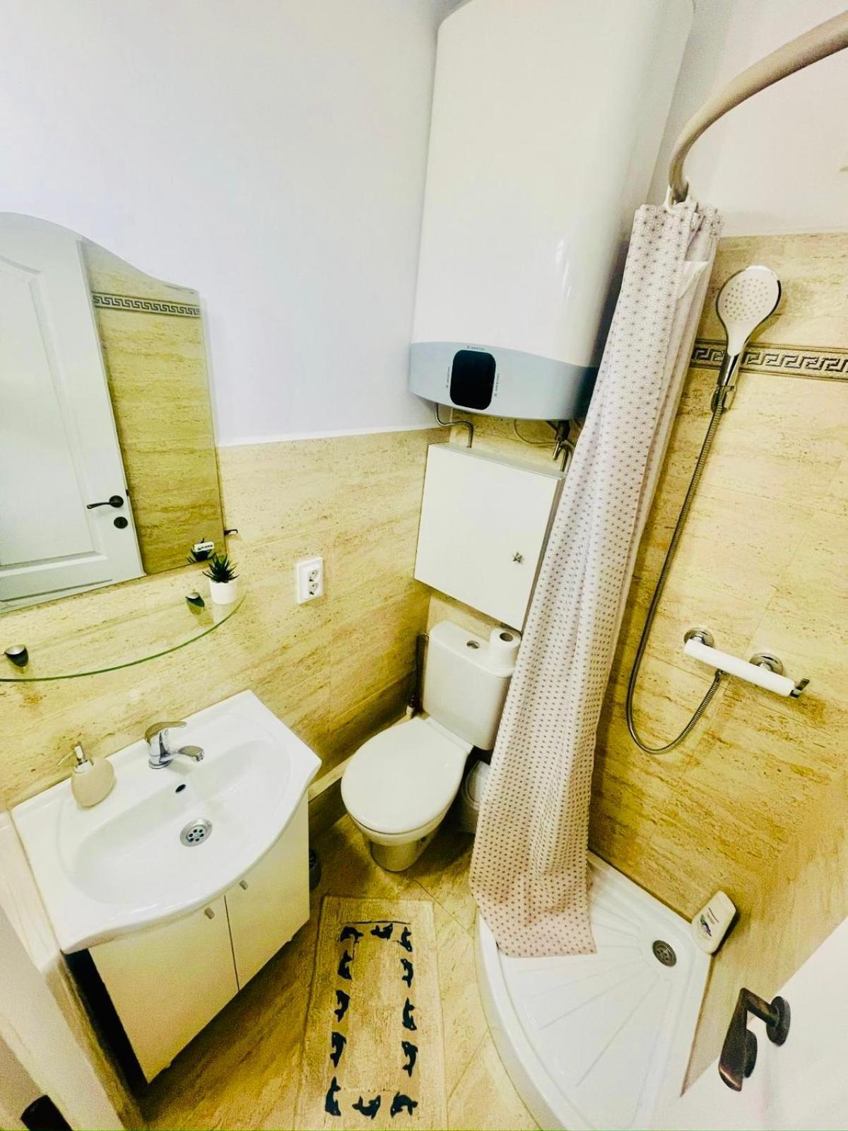 Suite4Rent Iasi Exteriör bild
